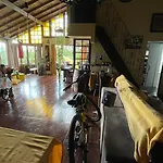 Casa Amarela De Cacupe